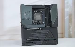 超神十年终极进化！微星MEG X870E GODLIKE X EDITION主板评测：AMD最强音 没有之一