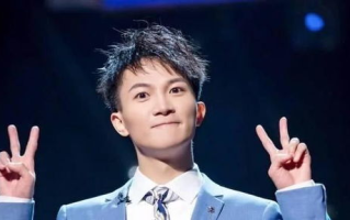 周深：天赋与努力铸就的音乐奇迹