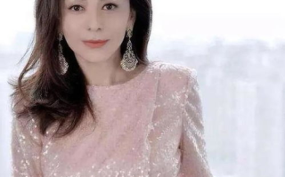 演员王琳：从“雪姨”到“独立女性”，她如何用角色塑造自我