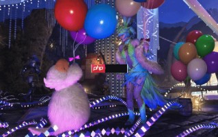 《怪猎荒野》祭典惹人眼：你这"鸟人"胆敢消遣洒家？