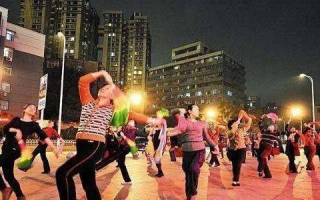 广场舞入门基础步,轻松掌握舞蹈要领-广场舞学习指南