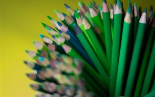 男孩考试19分 全班倒数第一竟被妈妈夸懵了：网友吵翻 这教育太失败吗
