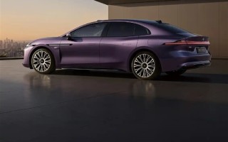 华为乾崑ADS、鸿蒙座舱上车！广汽旗舰轿车昊铂A800开启盲订