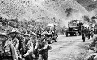 猎鹰1949,解放战争背景下的战术较量-影视作品深度解析