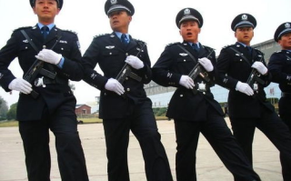 狱警职业挑战，管理与关怀的平衡之道-监狱管理系统解析