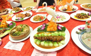 《食为奴》电视剧在线国语观看指南-美食与剧情解析