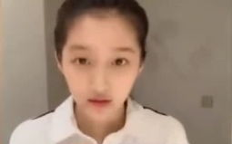 韩国明星素颜真相：卸下妆容，他们依然光彩夺目！