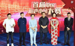 相声小品搞笑大全，让您笑到肚子疼-精彩段子解析