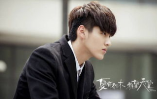 《泡沫之夏》：青春记忆中的璀璨星辰，演员阵容揭秘！