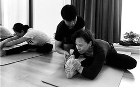 私人瑜伽教练,专业定制健康生活-解决方案解析