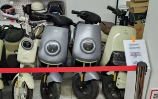 全新二手旧国标电动车成抢手货 有人囤100台涨价卖