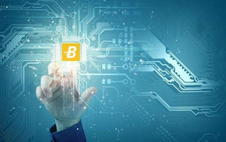 区块链2.0技术革新：构建未来智能社会的基石