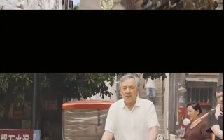71岁成龙回应“龙叔老了”：能慢慢变老是自己的幸运