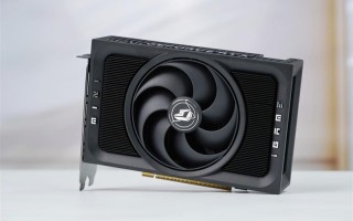 第一款高性能迷你显卡！七彩虹iGame RTX 5070 Mini OC 12GB评测：烤机一小时不到75度