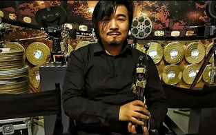 揭秘丁子峻：才华与魅力并存的演艺圈新星