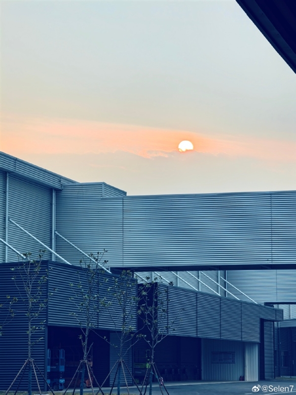 小米智能家电工厂实拍:有草坪、湖景 整洁的不像工厂-第5张图片-佛山资讯网 小米智能家电工厂实拍:有草坪、湖景 整洁的不像工厂-第5张图片-佛山资讯网