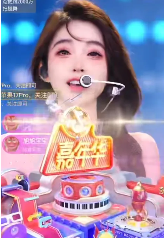 泪目！停播近一年的冯提莫强势回归，10分钟10万+在线，高领下藏着抗癌勋章-第4张图片-佛山资讯网