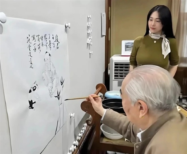 87岁著名画家范曾官宣喜得独子上热搜：妻子是90后 两人年龄相差超50岁-第2张图片-佛山资讯网
