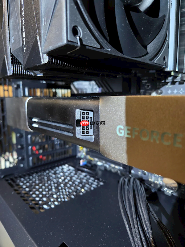 NVIDIA售后双标:1万美元显卡坏了免费换 1千美元的不管-第2张图片-佛山资讯网 NVIDIA售后双标:1万美元显卡坏了免费换 1千美元的不管-第2张图片-佛山资讯网