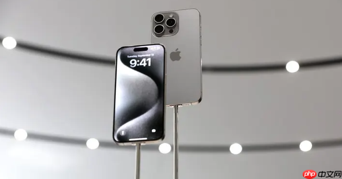iPhoneSE怎样用时钟App设多时区闹钟_iPhoneSE时钟App设多时区闹钟【步骤】-第1张图片-佛山资讯网