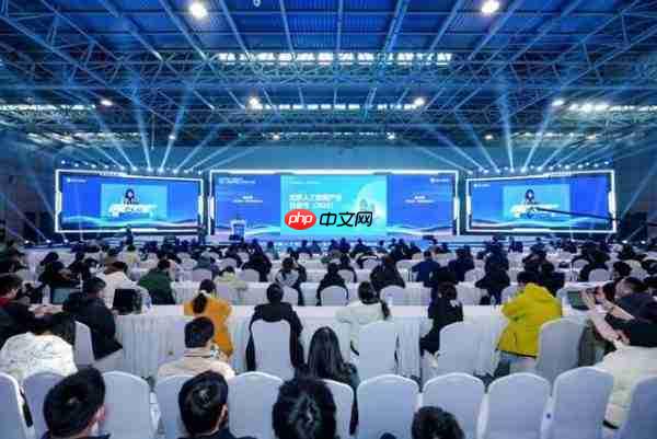 2025中国人工智能大会,藏着AI的行动派时刻-第2张图片-佛山资讯网 2025中国人工智能大会,藏着AI的行动派时刻-第2张图片-佛山资讯网