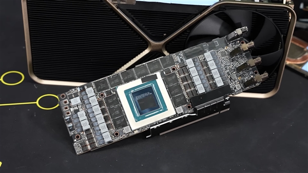 NVIDIA从未发布的900W显卡Titan Ada!被大神拆解了-第5张图片-佛山资讯网 NVIDIA从未发布的900W显卡Titan Ada!被大神拆解了-第5张图片-佛山资讯网