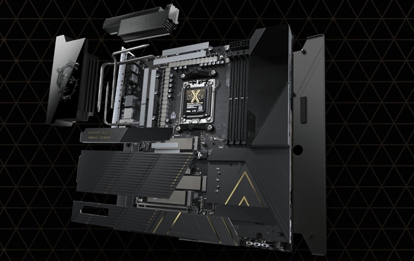 微星MEG X870E GODLIKE X十周年主板发布：要价超9000元！限量1000块-第3张图片-佛山资讯网