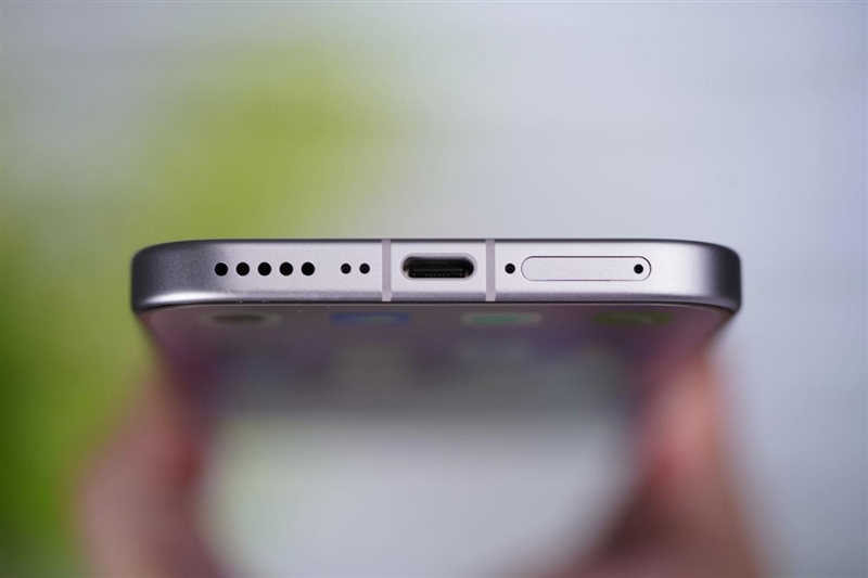 无感握持、出片惊艳！vivo S50首发全面评测：颜值与实力并存的全能旗舰-第8张图片-佛山资讯网
