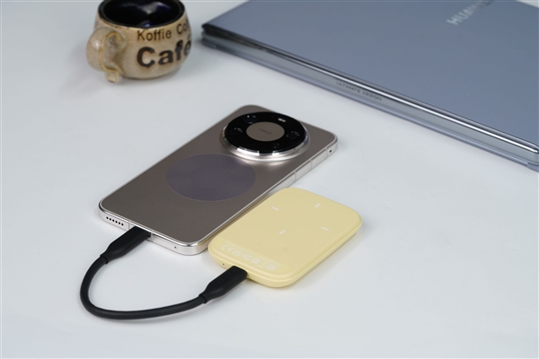 可磁吸绝配iPhone!长江存储致态灵潮流版移动SSD 2TB图赏-第5张图片-佛山资讯网 可磁吸绝配iPhone!长江存储致态灵潮流版移动SSD 2TB图赏-第5张图片-佛山资讯网
