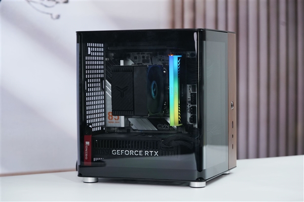 ITX性能小钢炮！七彩虹RTX 5070 Mini OC 12GB图赏-第2张图片-佛山资讯网