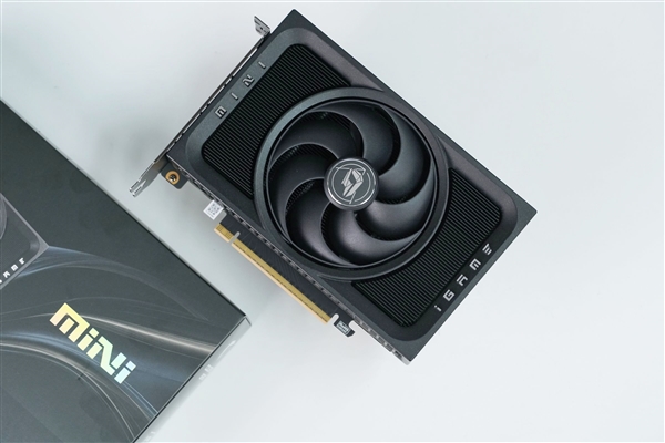ITX性能小钢炮！七彩虹RTX 5070 Mini OC 12GB图赏-第7张图片-佛山资讯网