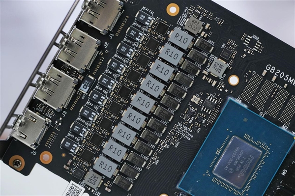 ITX性能小钢炮！七彩虹RTX 5070 Mini OC 12GB图赏-第28张图片-佛山资讯网