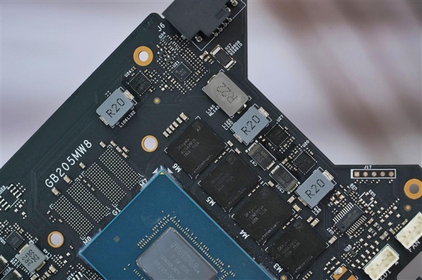 ITX性能小钢炮！七彩虹RTX 5070 Mini OC 12GB图赏-第30张图片-佛山资讯网