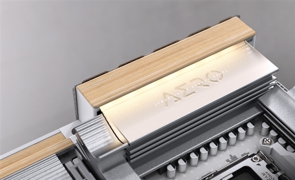 主板用上木头、皮革:技嘉X870E AERO X3D WOOD开售!定价3999元-第4张图片-佛山资讯网 主板用上木头、皮革:技嘉X870E AERO X3D WOOD开售!定价3999元-第4张图片-佛山资讯网