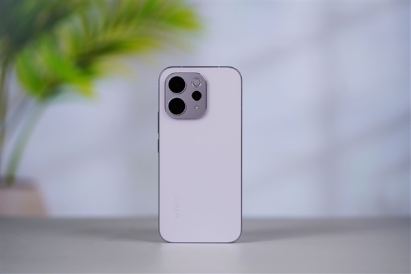 2999元起 vivo S50正式开售:性能、设计等八大升级-第1张图片-佛山资讯网 2999元起 vivo S50正式开售:性能、设计等八大升级-第1张图片-佛山资讯网
