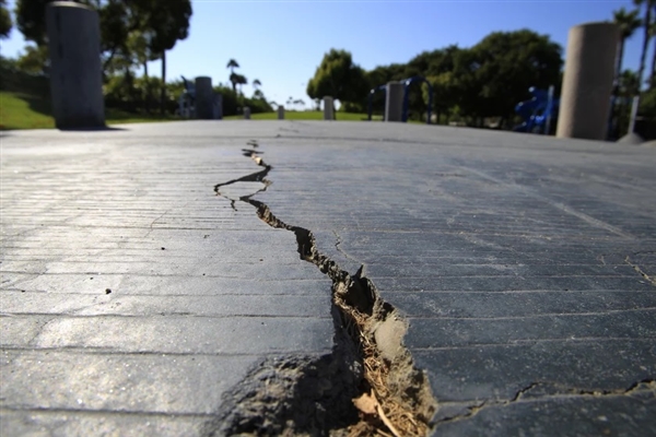 日本官方发预测:东京大地震至少造成1.8万人死亡-第1张图片-佛山资讯网 日本官方发预测:东京大地震至少造成1.8万人死亡-第1张图片-佛山资讯网