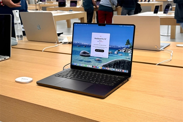 MacBook Pro明年重磅升级:首发全新OLED+M6芯片-第1张图片-佛山资讯网 MacBook Pro明年重磅升级:首发全新OLED+M6芯片-第1张图片-佛山资讯网