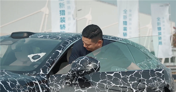 华为广汽联手打造 “启境”第一车预热:豪华猎装 号称“三个百万”-第4张图片-佛山资讯网 华为广汽联手打造 “启境”第一车预热:豪华猎装 号称“三个百万”-第4张图片-佛山资讯网
