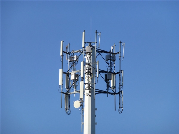 华为又一次全国首个：实测能让5G上行提升数倍-第1张图片-佛山资讯网