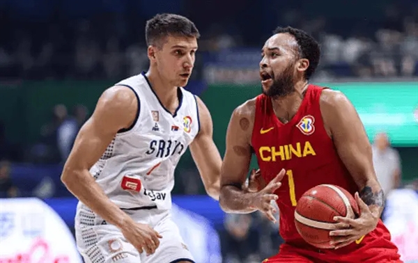 拥有八分之一中国血统 NBA球员李凯尔国籍归属问题引热议-第3张图片-佛山资讯网 拥有八分之一中国血统 NBA球员李凯尔国籍归属问题引热议-第3张图片-佛山资讯网