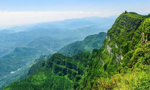 山东泰山18分钟短视频现象解析-泰山美景速览-第2张图片-佛山资讯网 山东泰山18分钟短视频现象解析-泰山美景速览-第2张图片-佛山资讯网