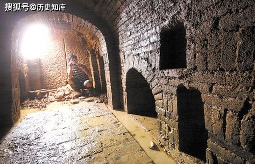 揭秘“尸家重地”:古墓探险与文物保护-考古学视角解析-第2张图片-佛山资讯网 揭秘“尸家重地”:古墓探险与文物保护-考古学视角解析-第2张图片-佛山资讯网