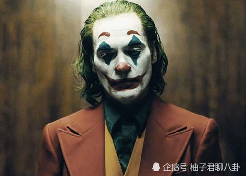 以前带颜色的鬼片,色彩运用与恐怖氛围的融合-电影艺术解析-第4张图片-佛山资讯网 以前带颜色的鬼片,色彩运用与恐怖氛围的融合-电影艺术解析-第4张图片-佛山资讯网
