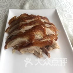 前门鸭王，传统北京烤鸭的精髓-制作工艺与美食体验解析-第3张图片-佛山资讯网
