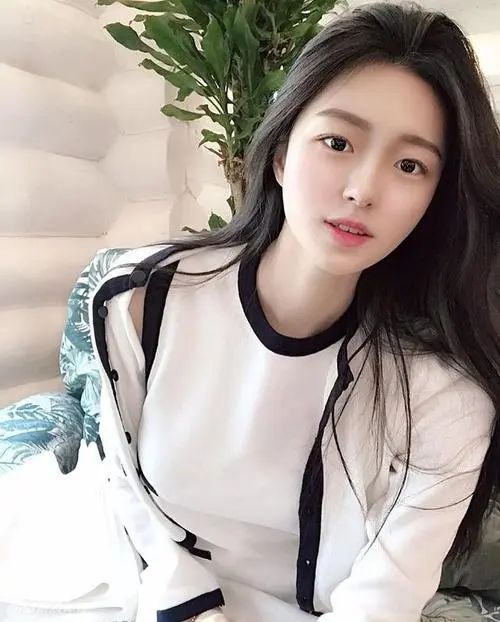 本日强美女,社交媒体新风尚-揭秘其魅力所在-第2张图片-佛山资讯网 本日强美女,社交媒体新风尚-揭秘其魅力所在-第2张图片-佛山资讯网