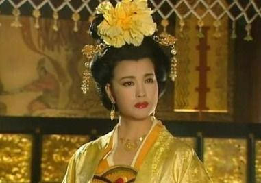 武则天的三次登基与2000港版《武则天》解析-第4张图片-佛山资讯网 武则天的三次登基与2000港版《武则天》解析-第4张图片-佛山资讯网