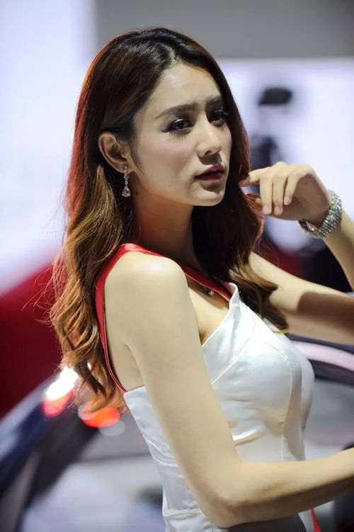 美女模特,职业发展路径-如何成为时尚界的焦点-第3张图片-佛山资讯网