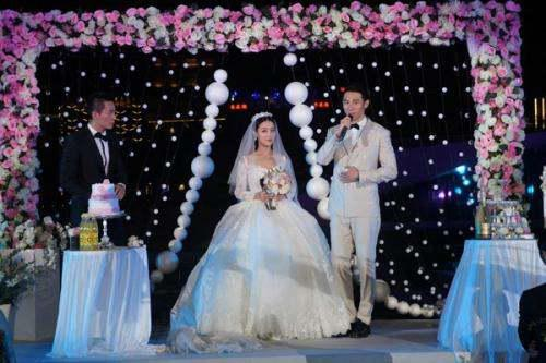 打造梦幻婚礼,我们结婚了世界版-婚礼筹备指南-第4张图片-佛山资讯网 打造梦幻婚礼,我们结婚了世界版-婚礼筹备指南-第4张图片-佛山资讯网