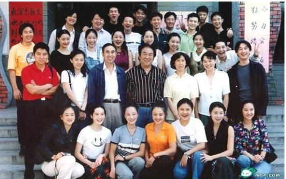 韩国姐妹题材剧电影,情感共鸣与文化差异的融合-第4张图片-佛山资讯网 韩国姐妹题材剧电影,情感共鸣与文化差异的融合-第4张图片-佛山资讯网