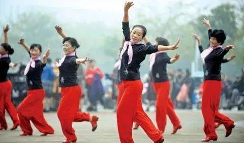 广场舞视频大全免费下载-线上资源指南与技巧解析-第4张图片-佛山资讯网 广场舞视频大全免费下载-线上资源指南与技巧解析-第4张图片-佛山资讯网